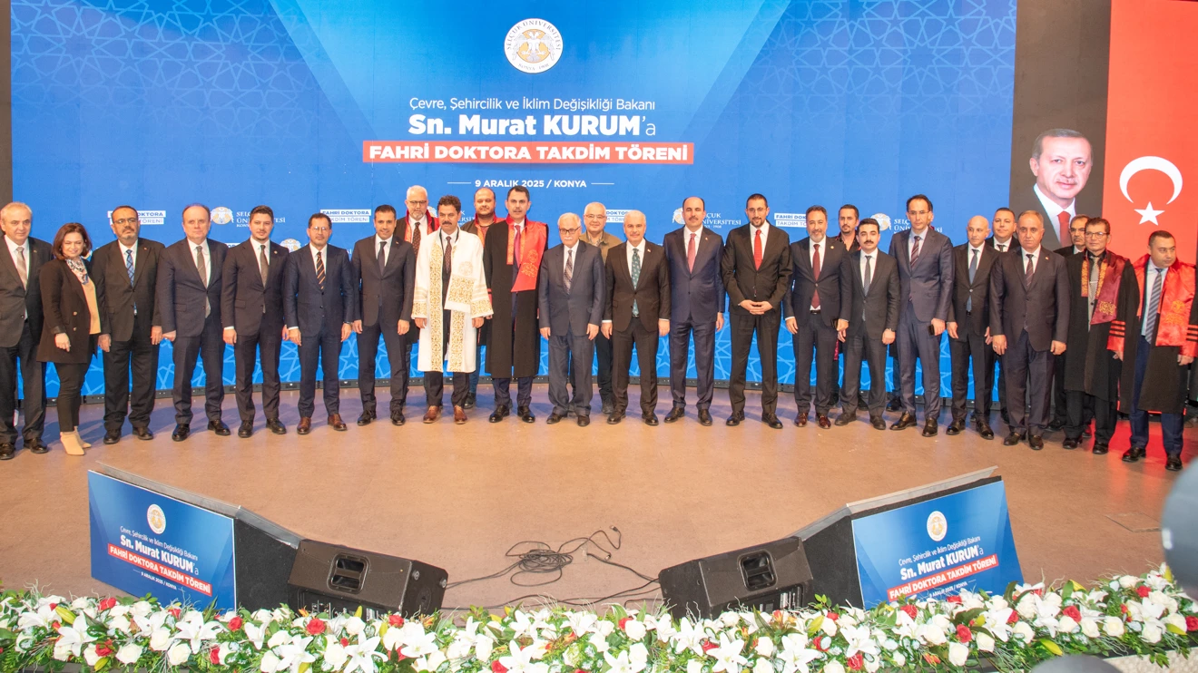 Bakan Murat Kurum’a Selçuk Üniversitesinde fahri doktora payesi takdim edildi